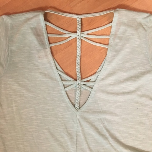 T-shirt - Picture 2 of 3